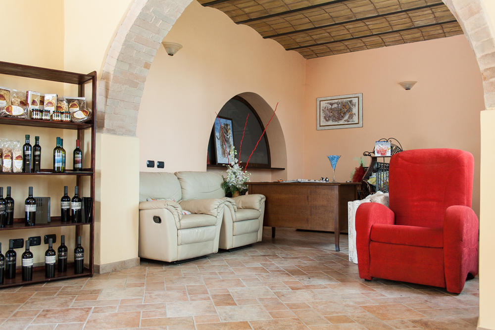 Hôtel Le Stelle Di San Lorenzo à Bastia Umbra Extérieur photo