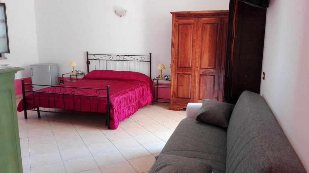 Hôtel Le Stelle Di San Lorenzo à Bastia Umbra Extérieur photo